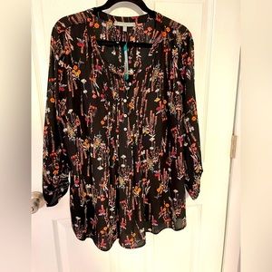 Dressy maternity blouse